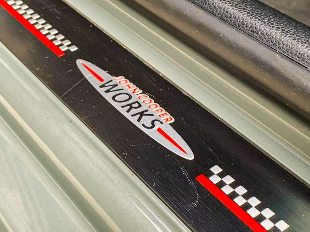 
								Mini Cooper D JCW full									