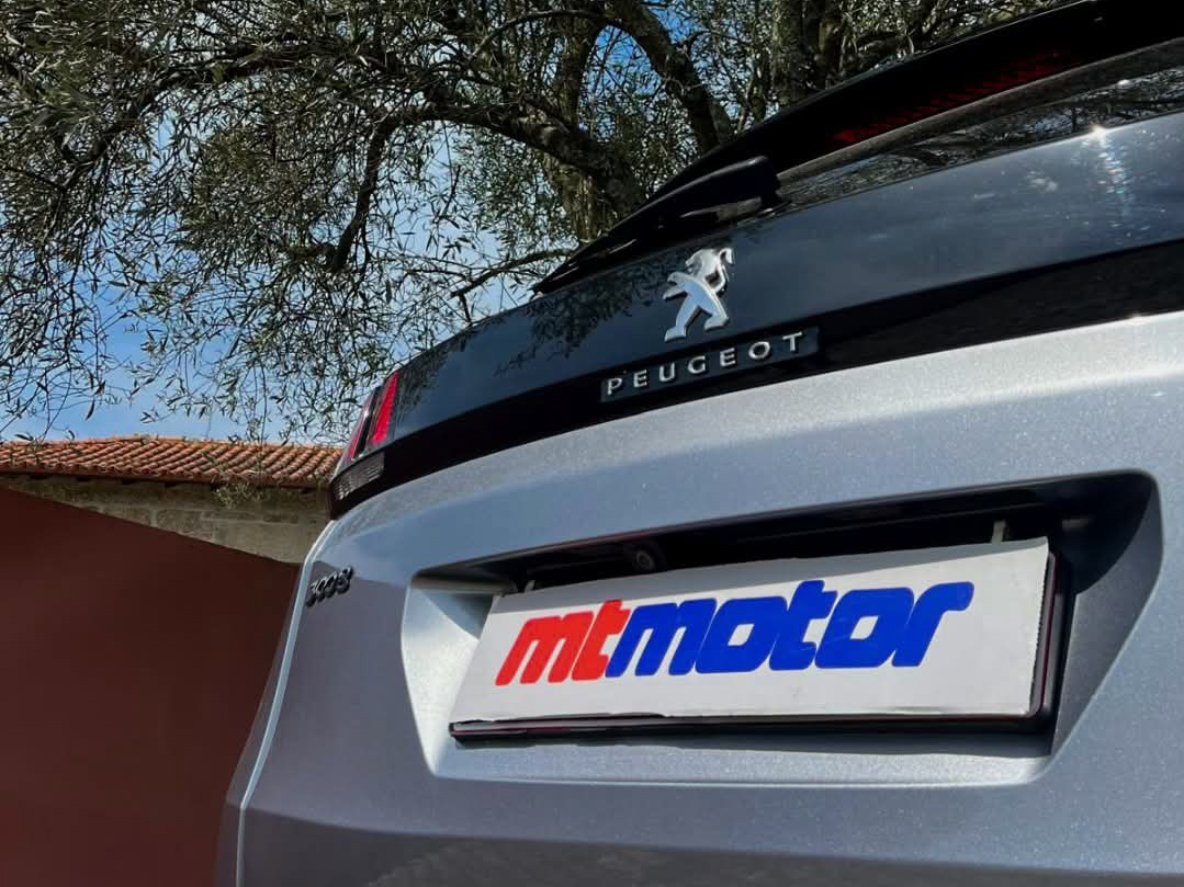 
								Peugeot 3008 1.6 Allure full									