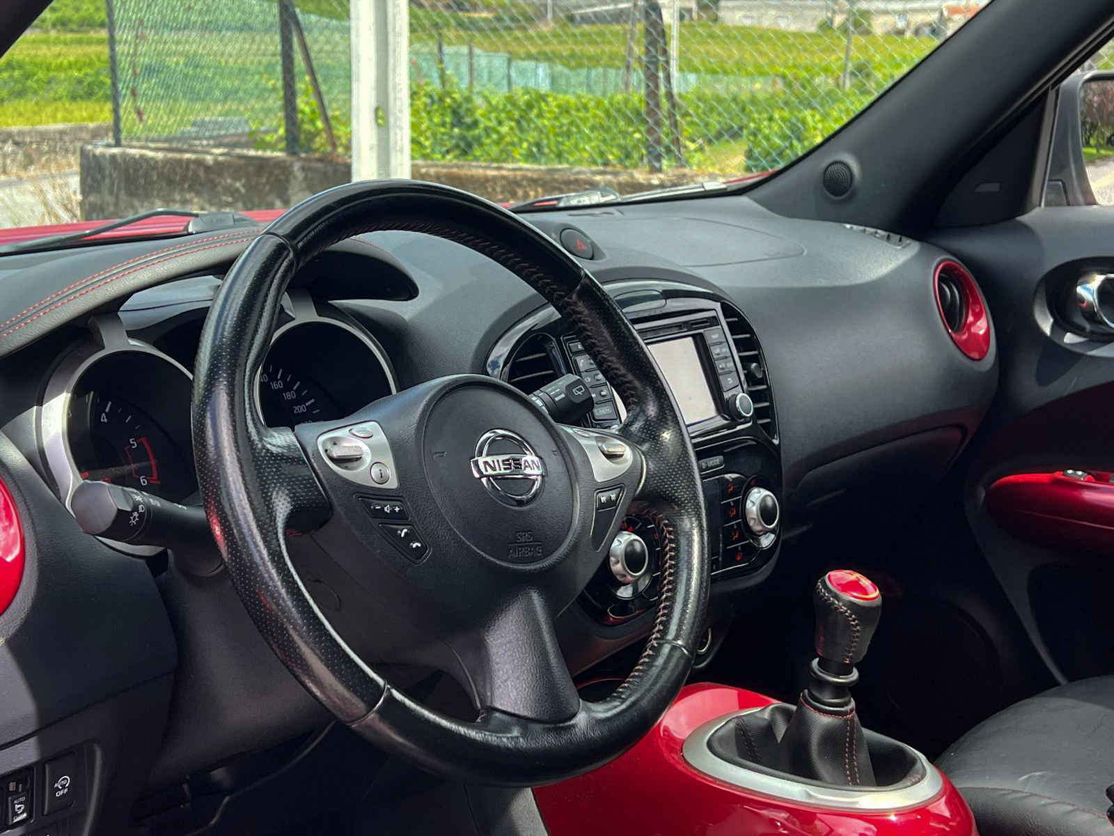 
								Nissan Juke 1.5 Tekna Premium full									