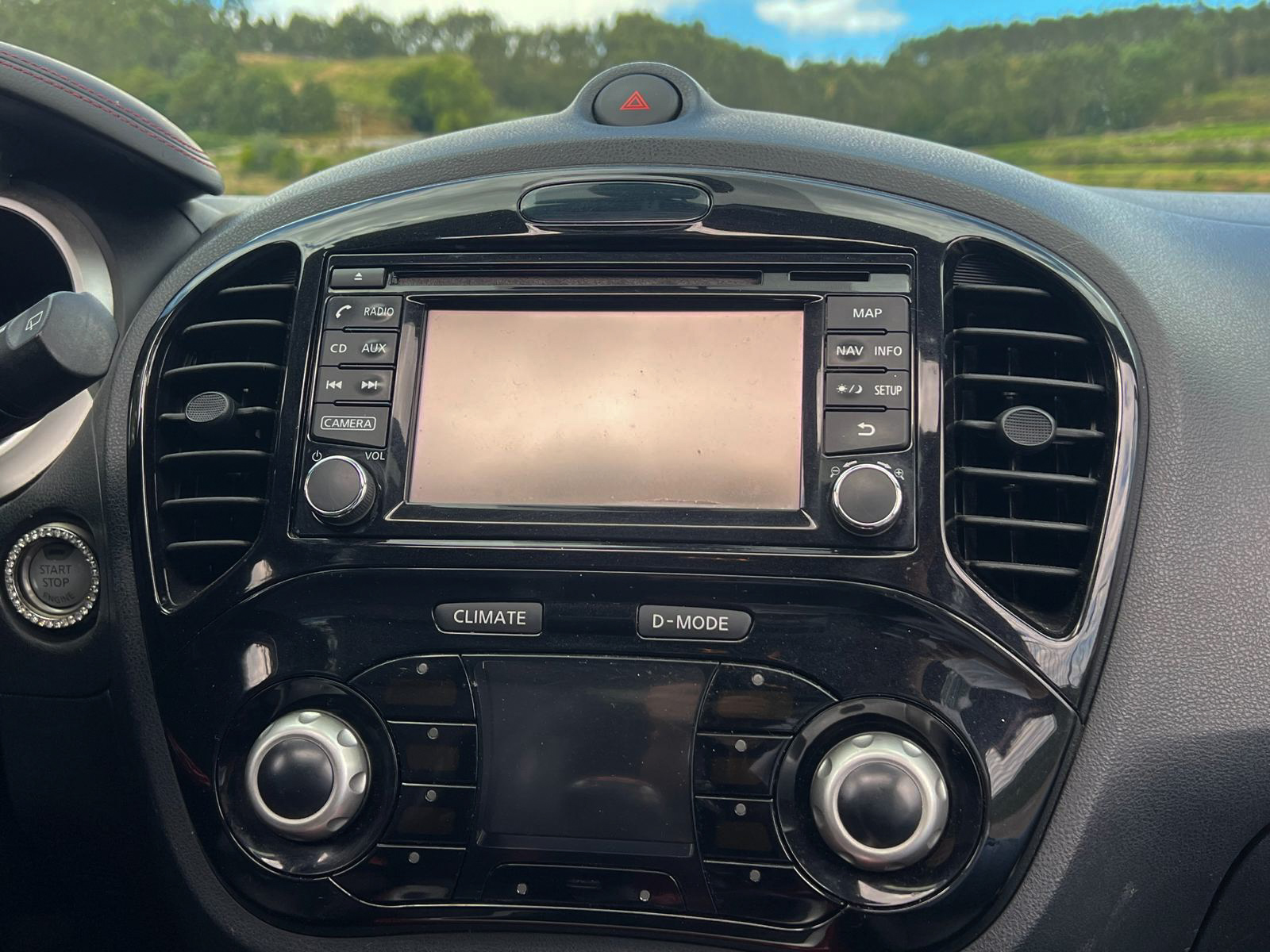 
								Nissan Juke 1.5 Tekna Premium full									