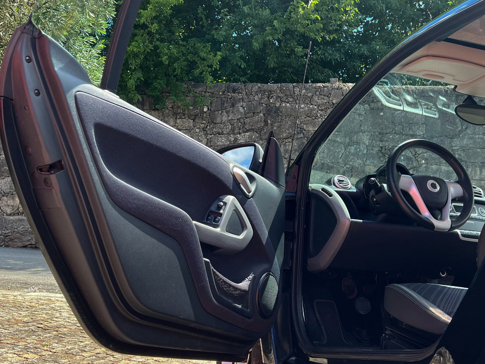 
								Smart Fortwo 1.0 MHD Pulse full									