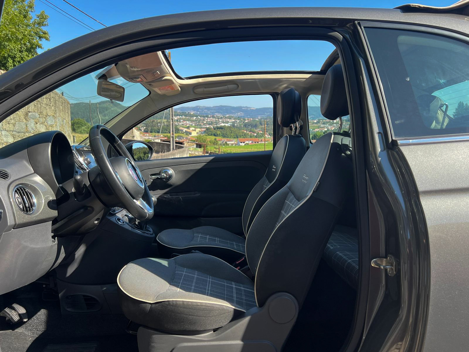 
								Fiat 500C 1.2 Lounge Cabrio full									