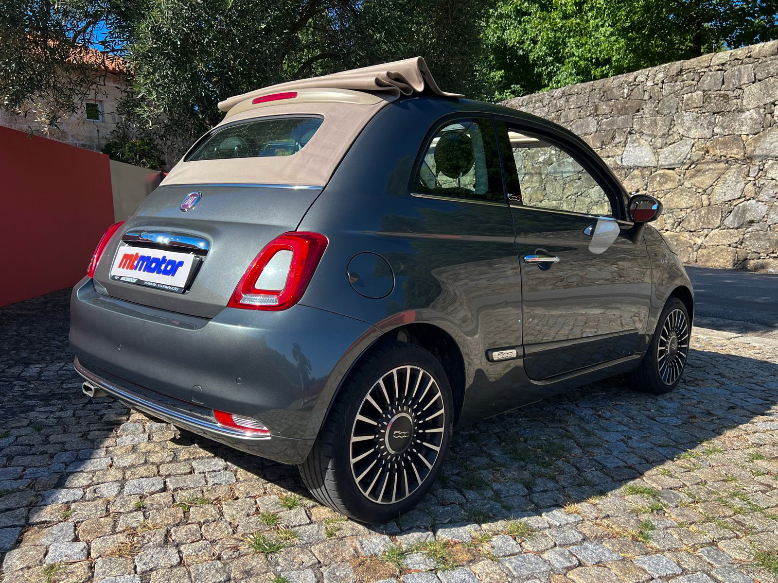 
								Fiat 500C 1.2 Lounge Cabrio full									