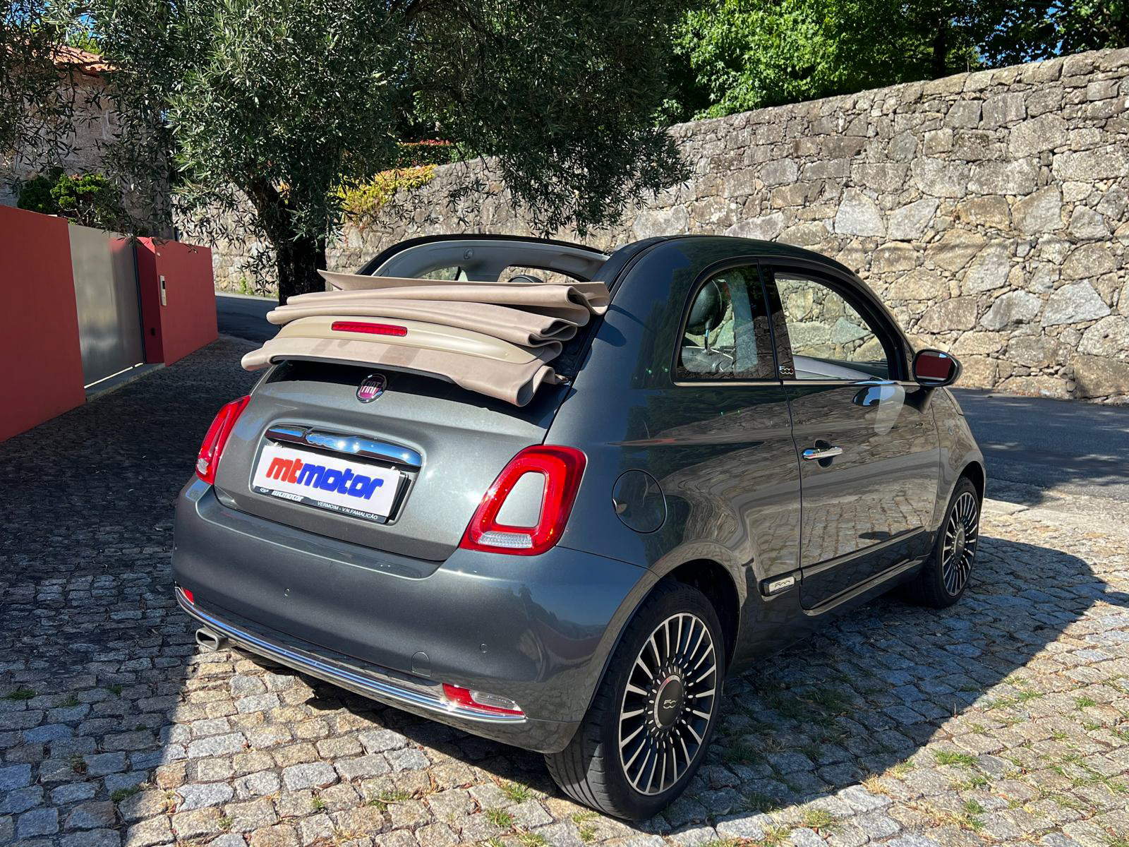
								Fiat 500C 1.2 Lounge Cabrio full									