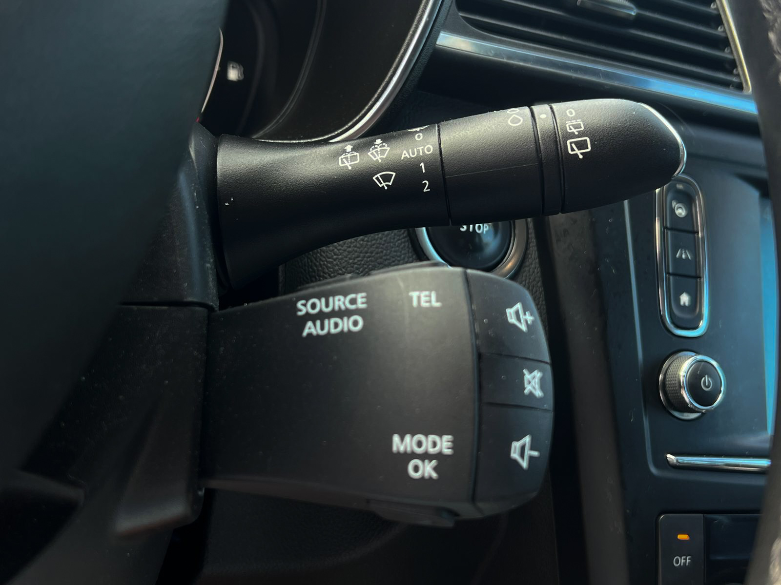 
								Renault Kadjar Bose Edition full									