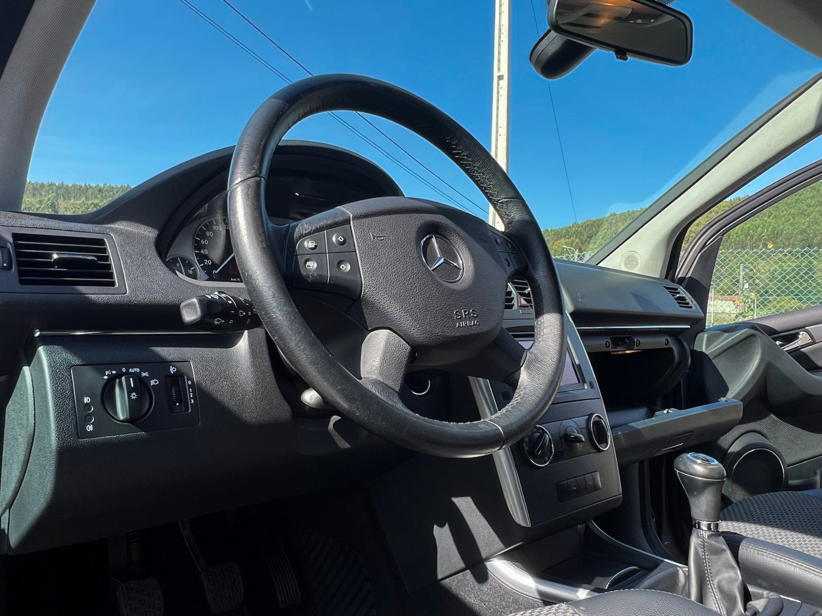 
								Mercedes B160 BlueEfficiency full									