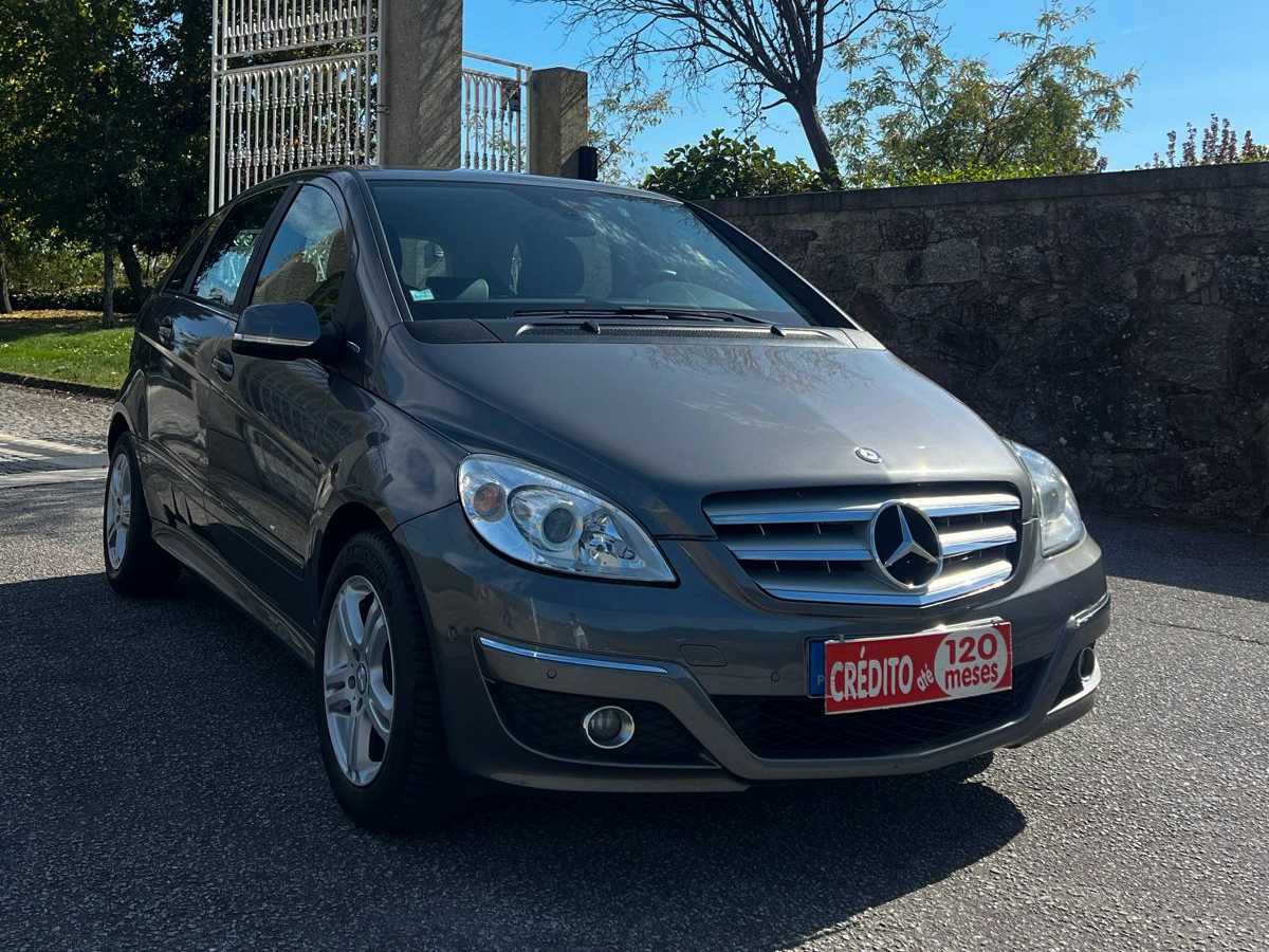
								Mercedes B160 BlueEfficiency full									