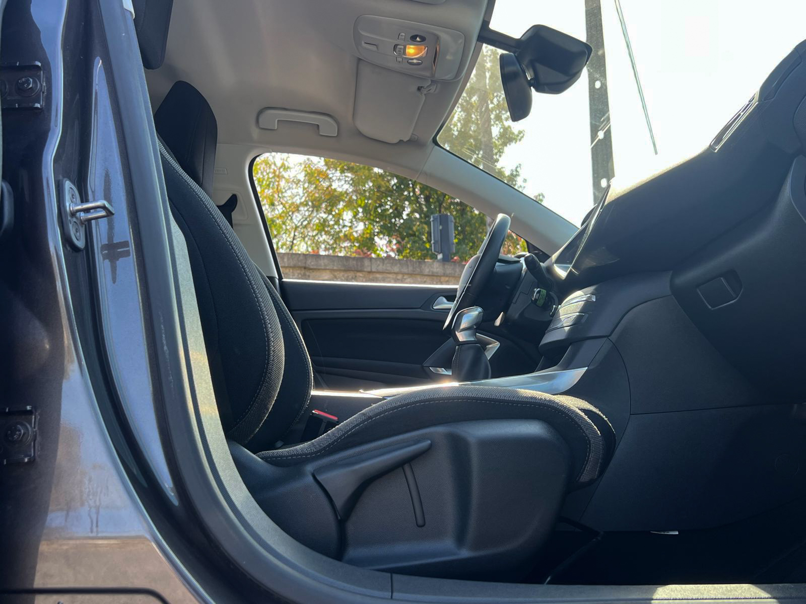 
								Peugeot 308 e-Hdi SW Allure full									