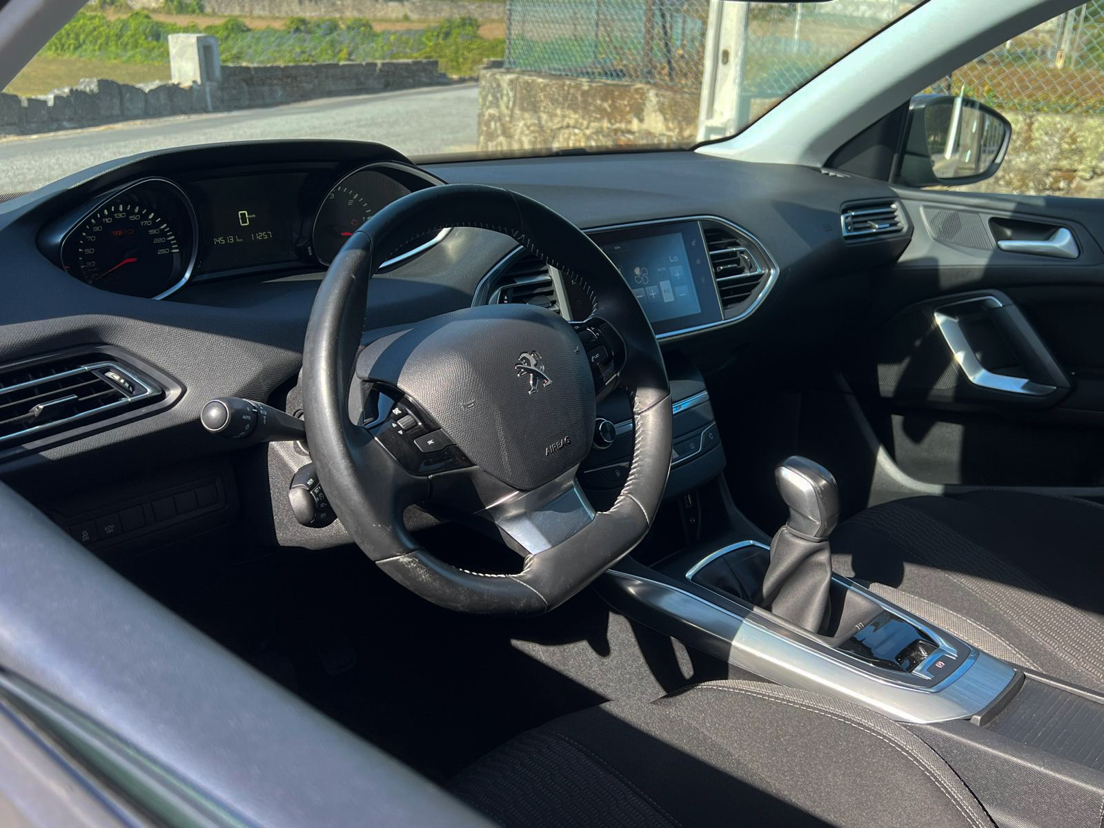 
								Peugeot 308 e-Hdi SW Allure full									