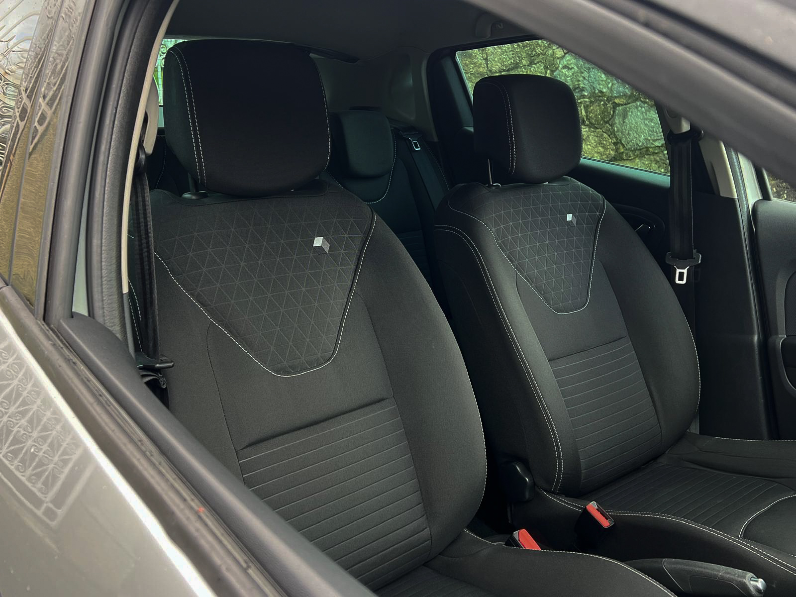 
Renault Clio 0.9 Tce Limited Edition full									