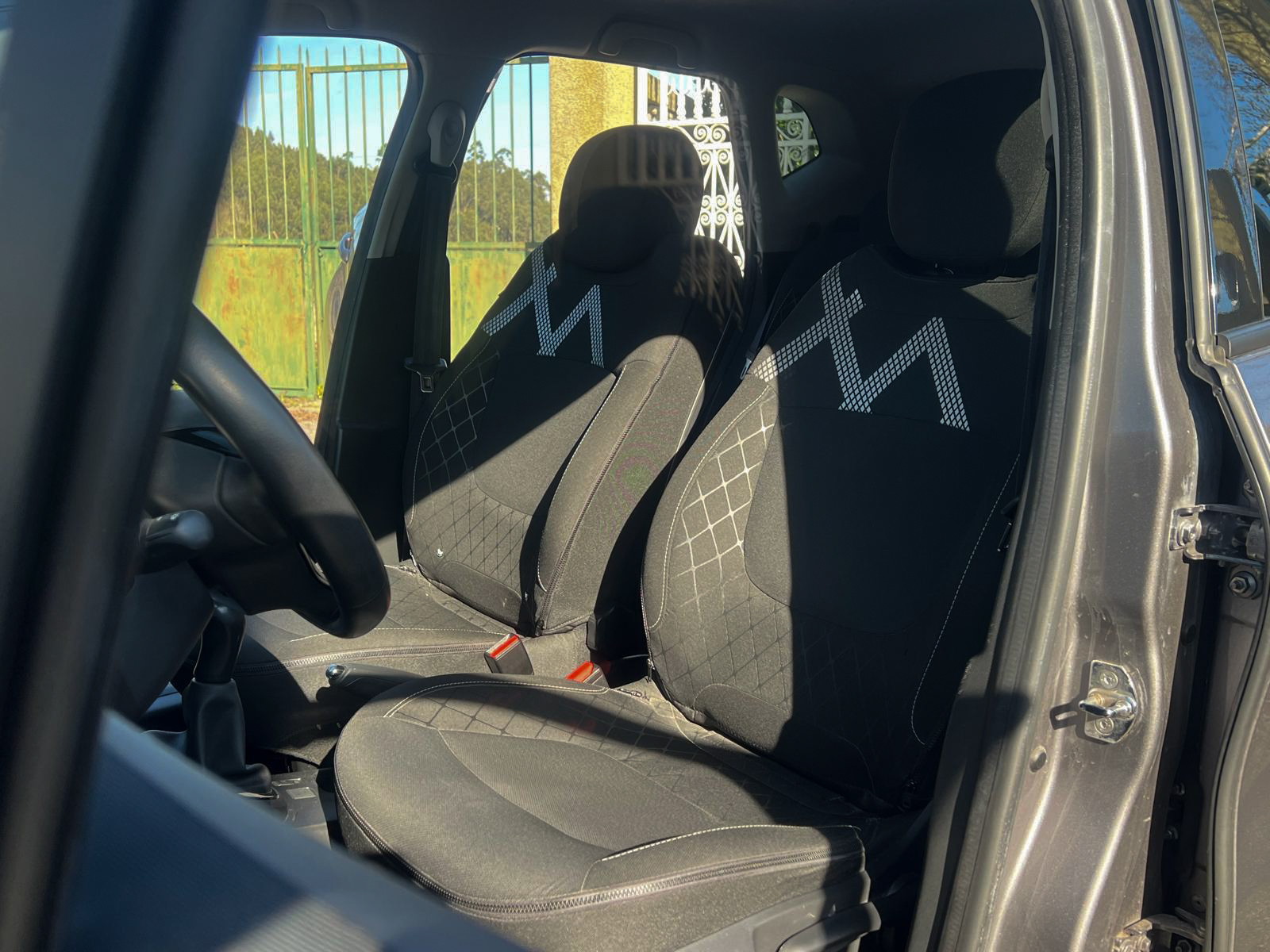 
Renault Captur 1.5 dCi full									