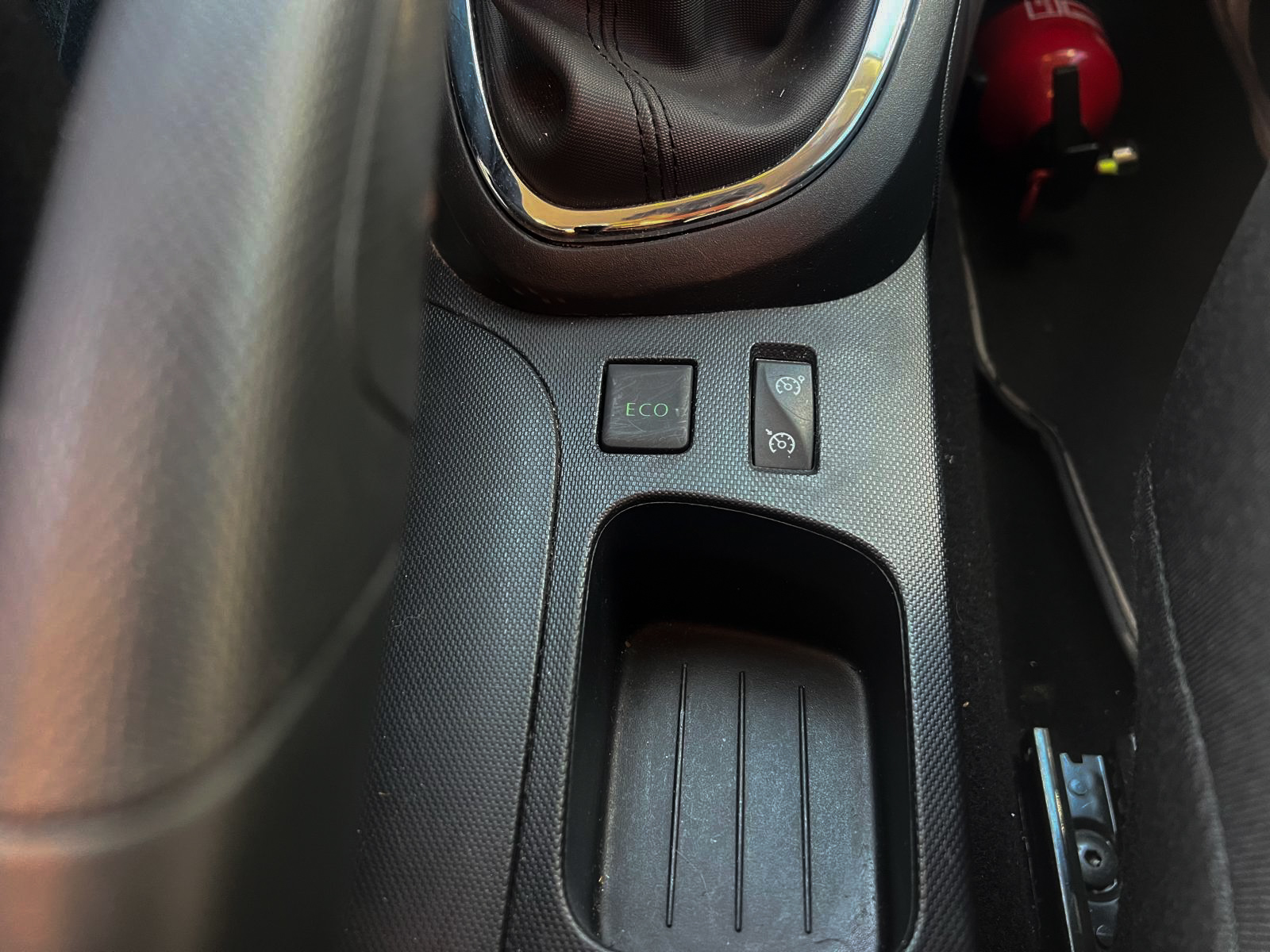 
Renault Captur 1.5 dCi full									