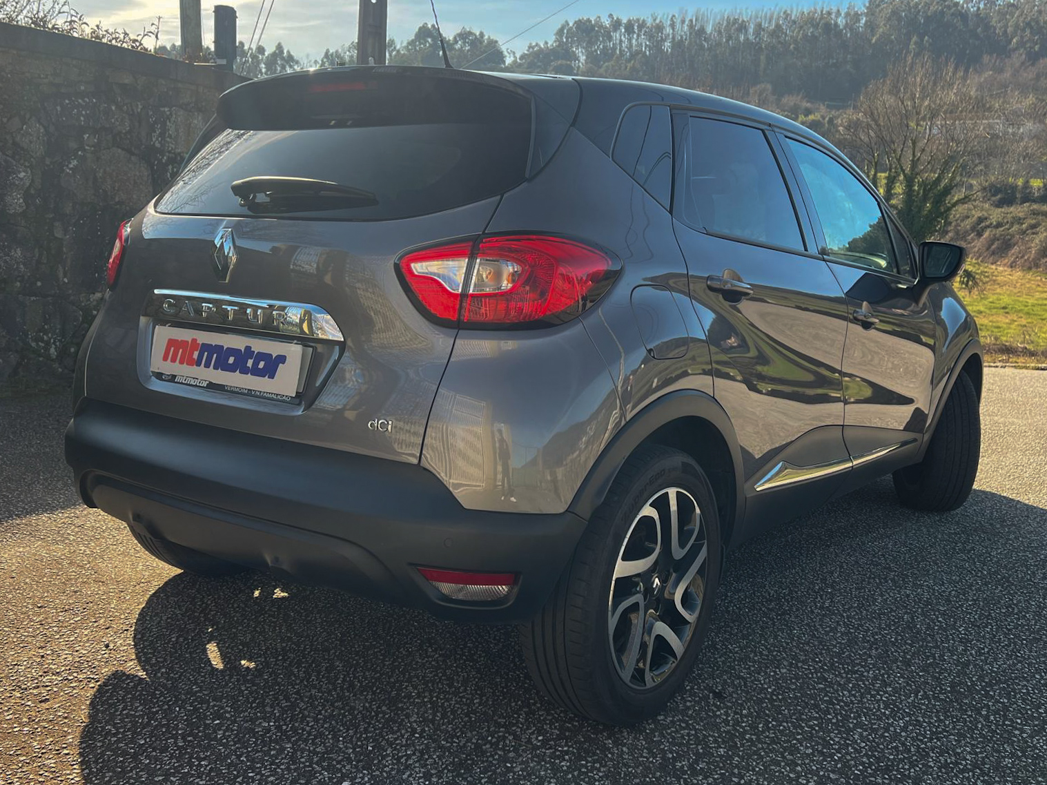 
Renault Captur 1.5 dCi full									