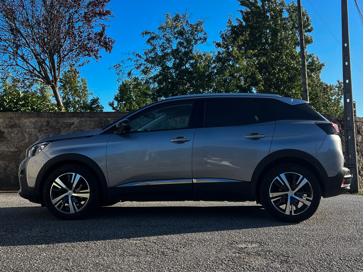
Peugeot 3008 1.6 Allure Pack full									