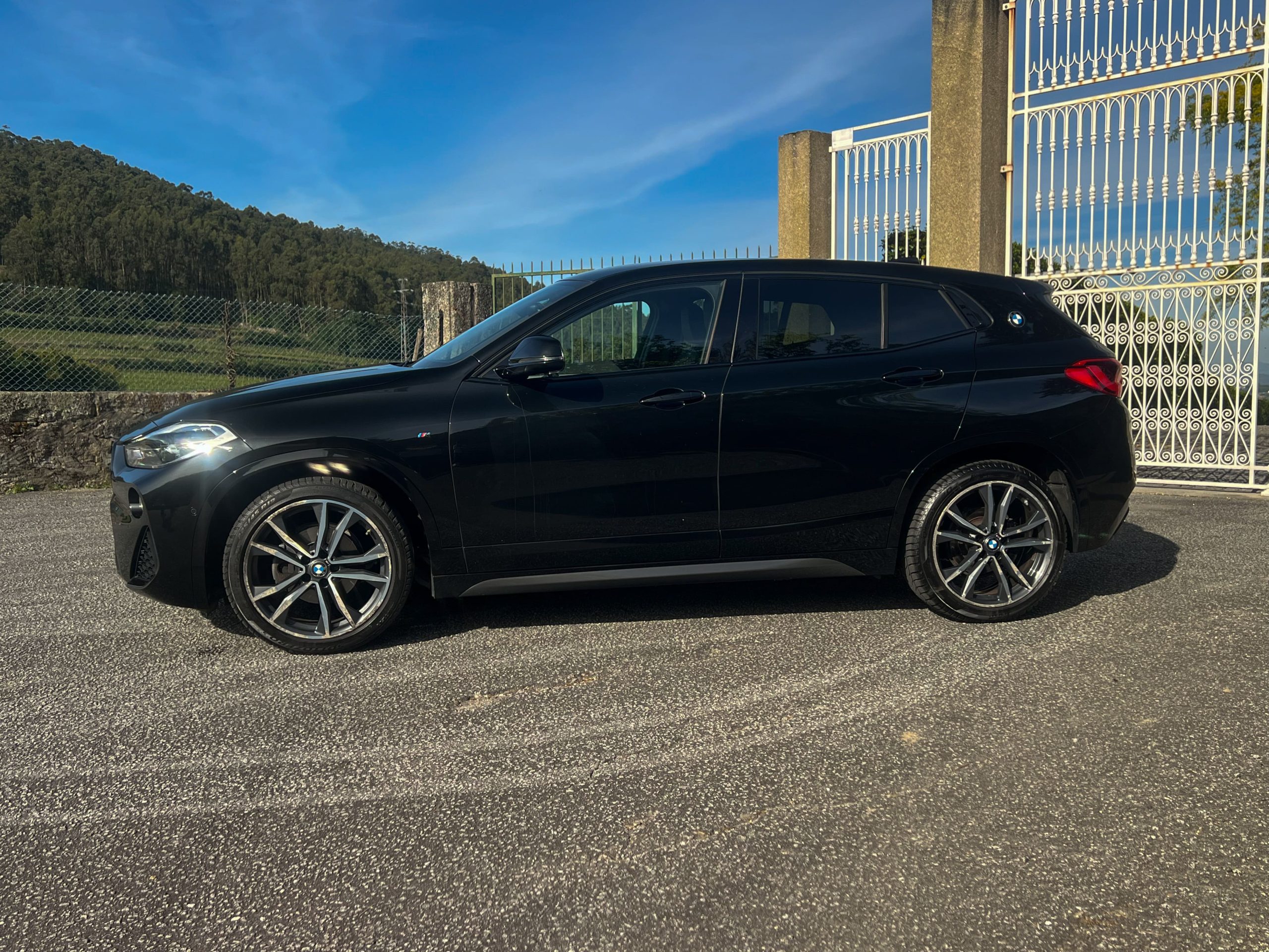
BMW X2 sDrive16d Pack M full									