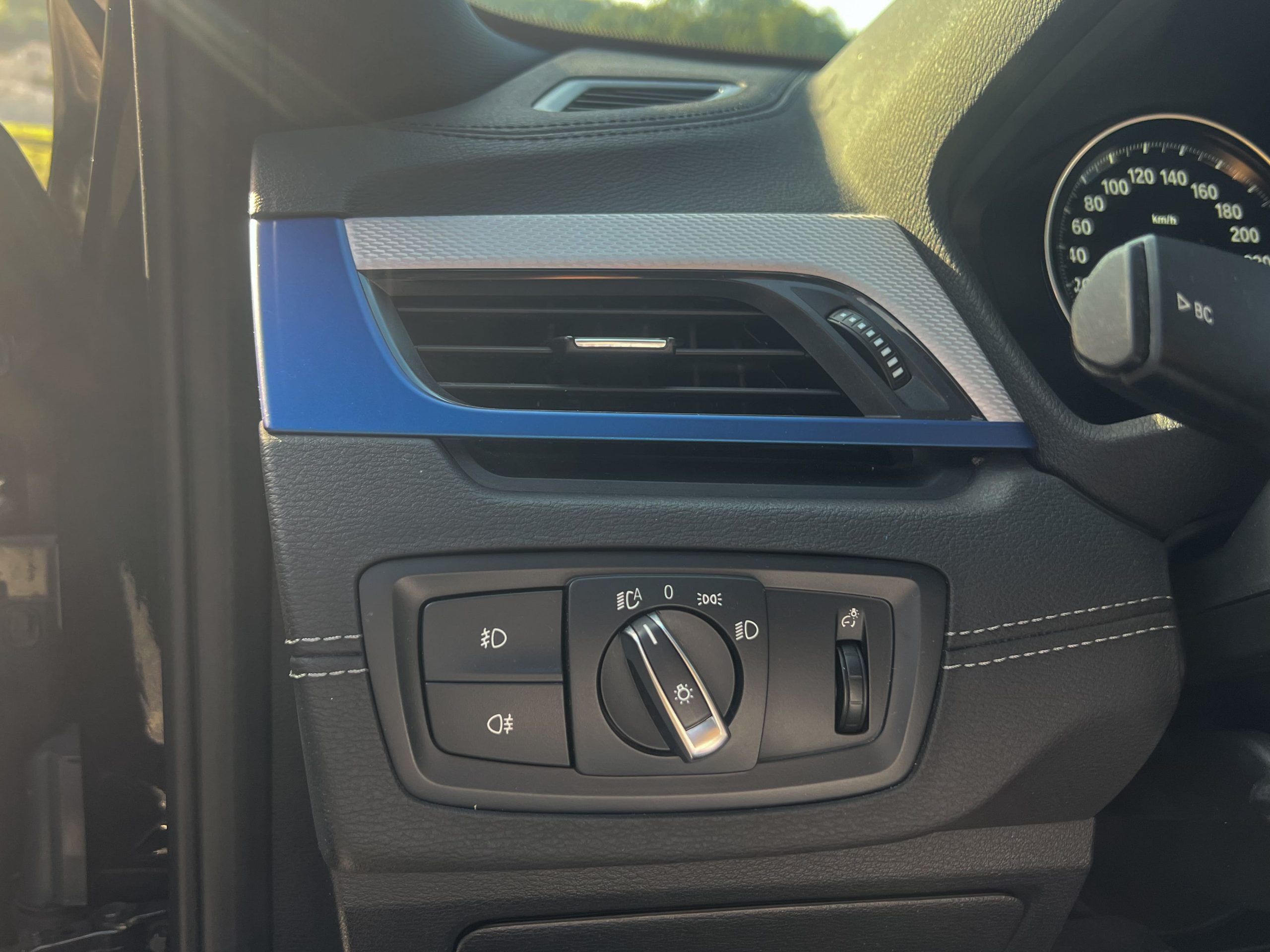 
BMW X2 sDrive16d Pack M full									