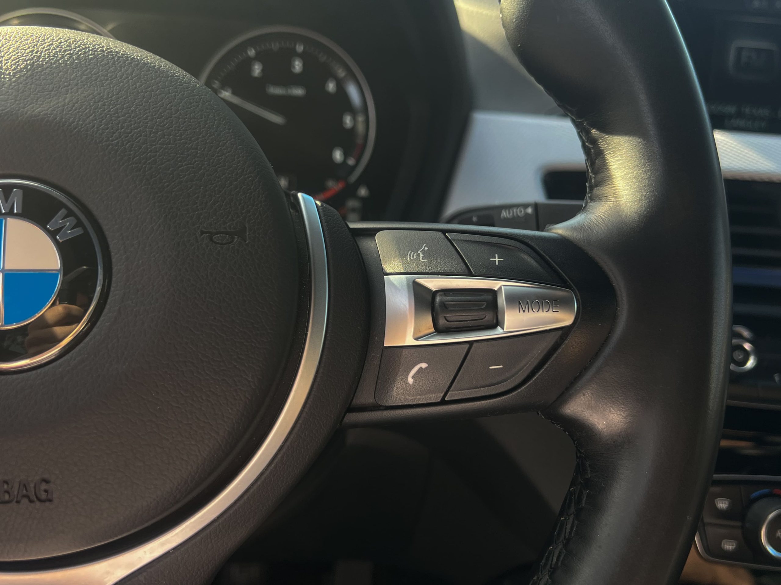 
BMW X2 sDrive16d Pack M full									