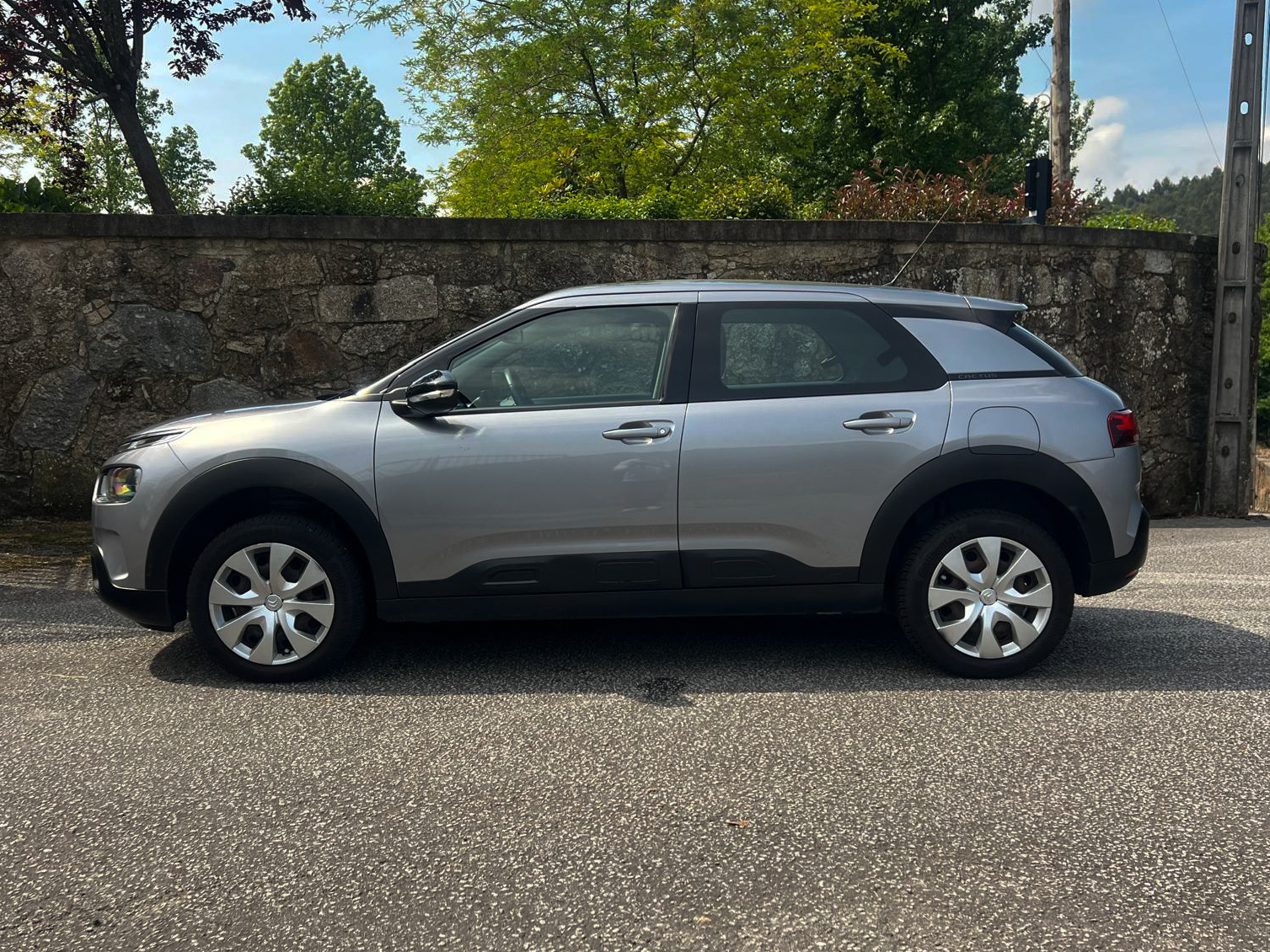 
Citroën C4 Cactus 1.6 Shine full									