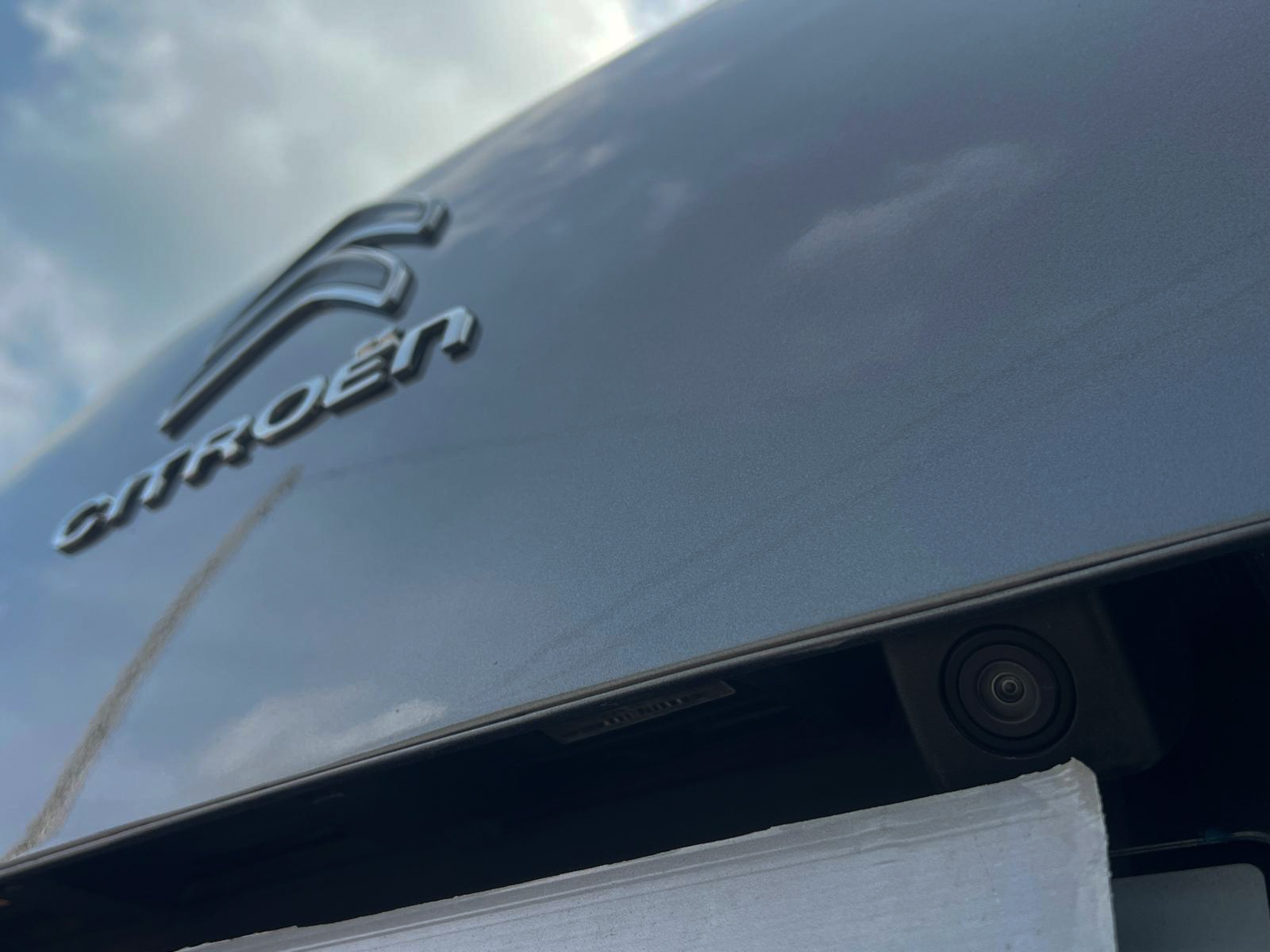 
Citroën C4 Cactus 1.6 Shine full									