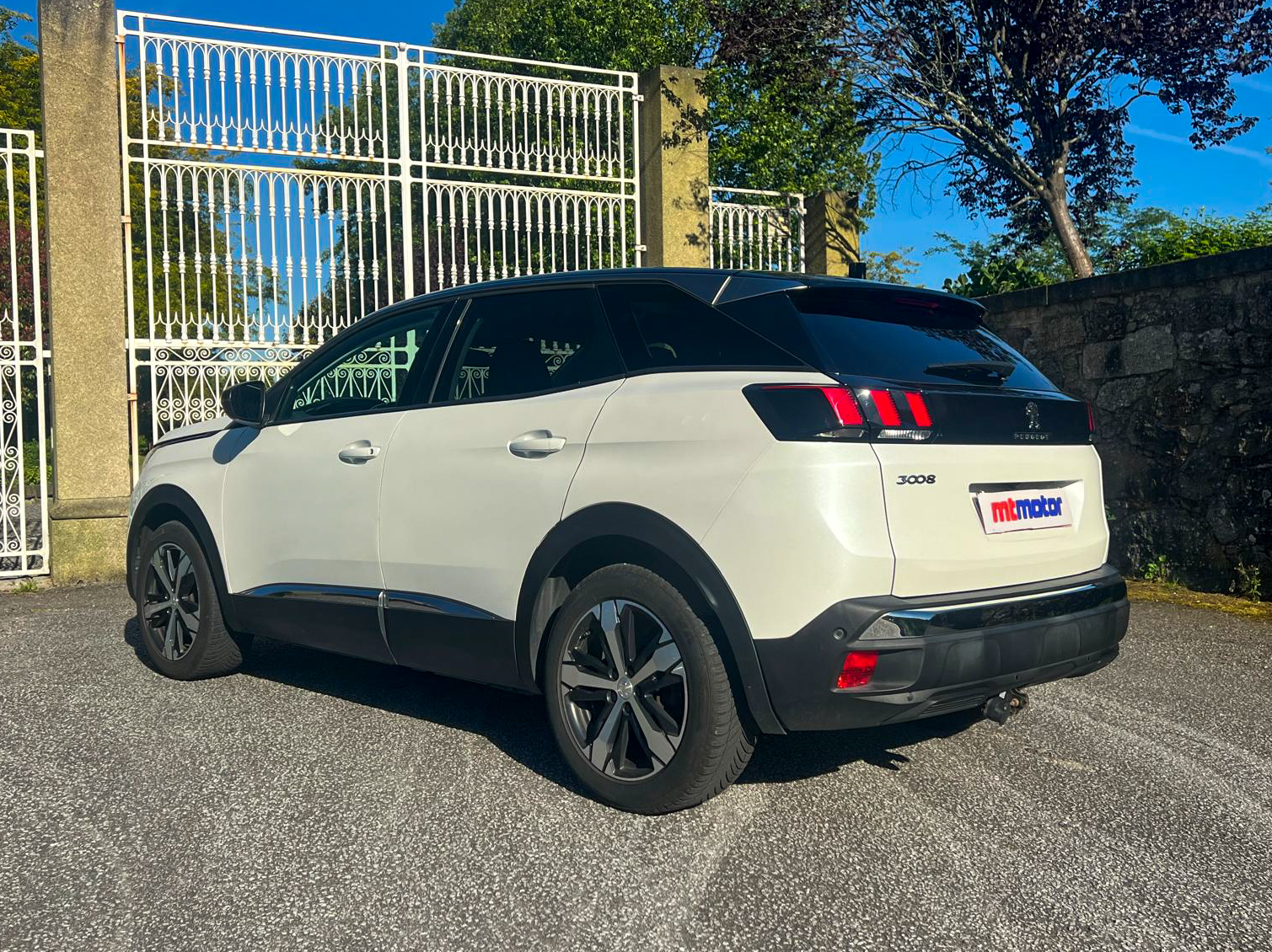 
Peugeot 3008 1.6 BlueHDi Allure full									